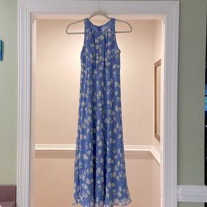 Blue and white floral light weight summer dress.